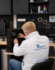 Computer- & Notebook-Reparaturen in der IT-Werkstatt Bild