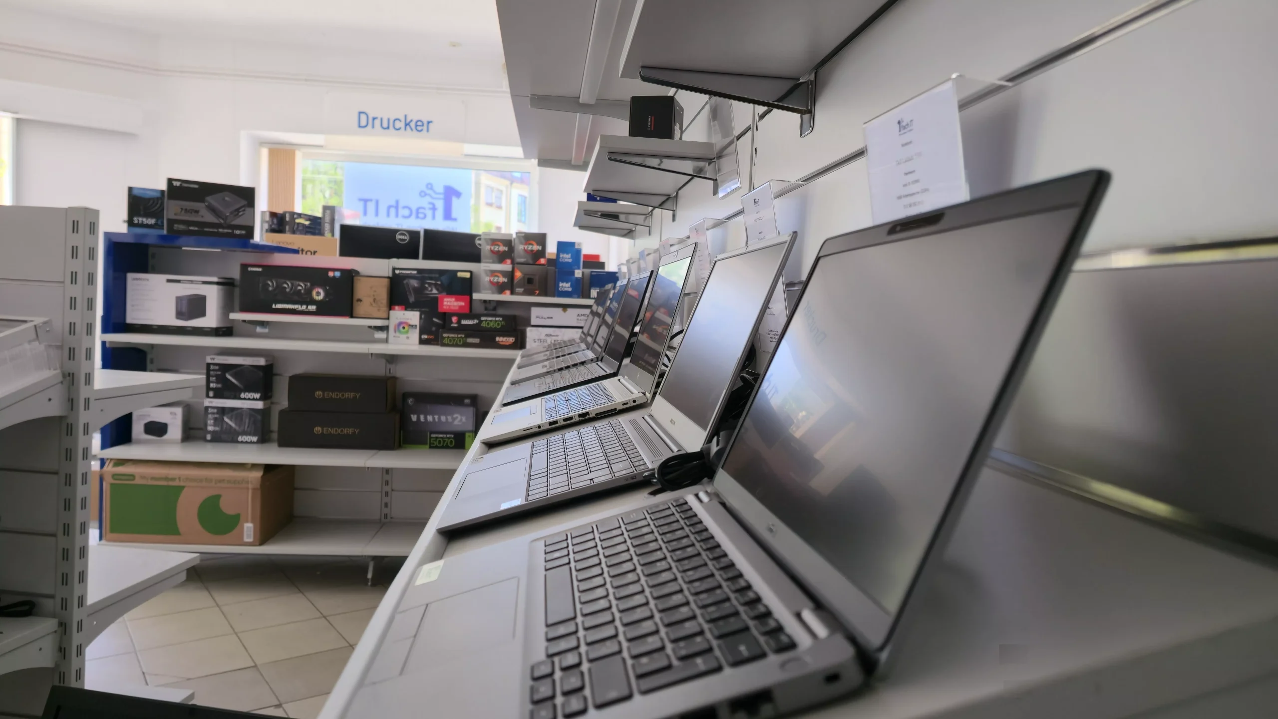 PC-Fachgeschäft für Laptops, Notebooks und Computer